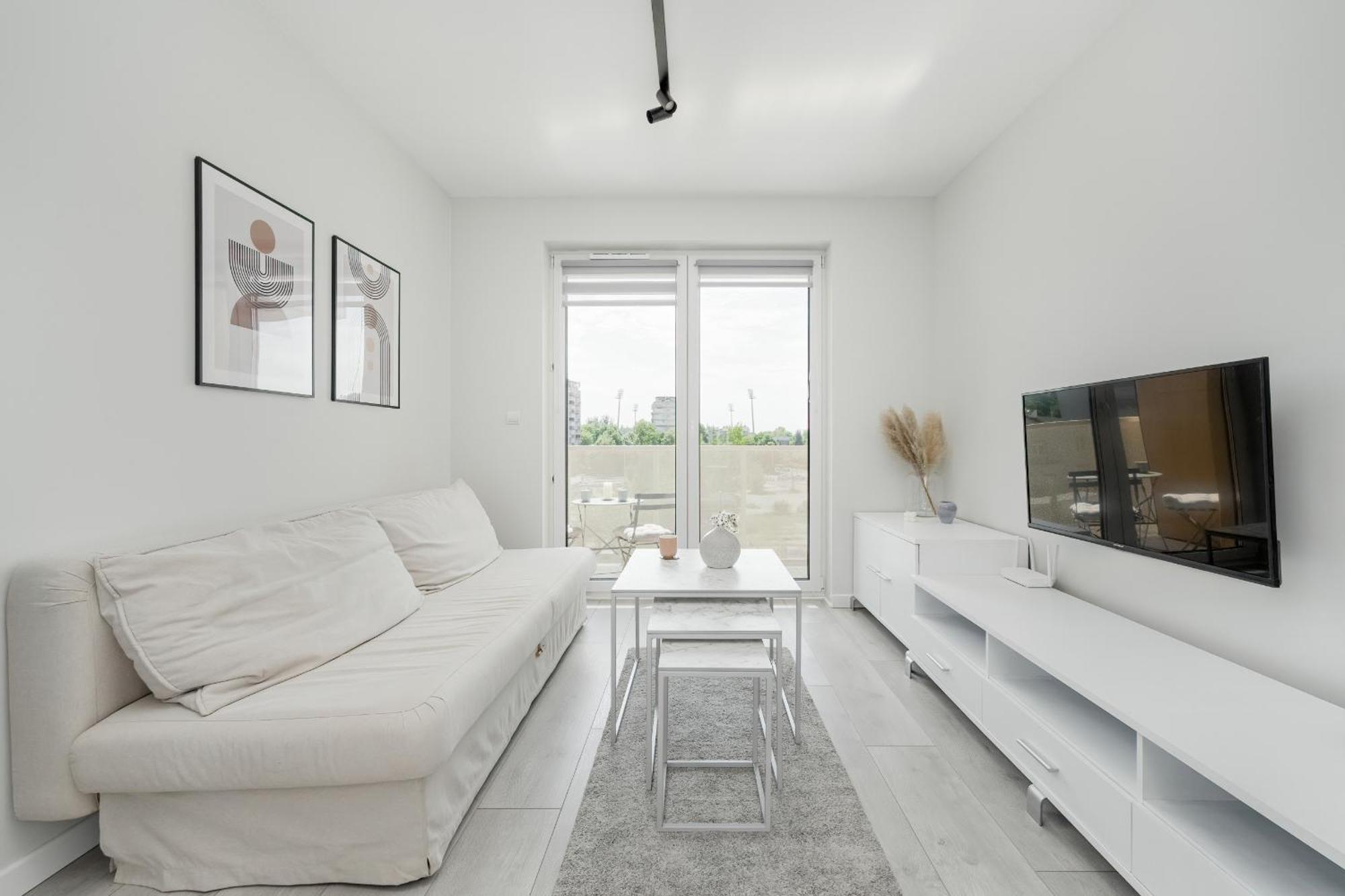 Apartament Miedziana Bright With Balcony And Parking By Renters