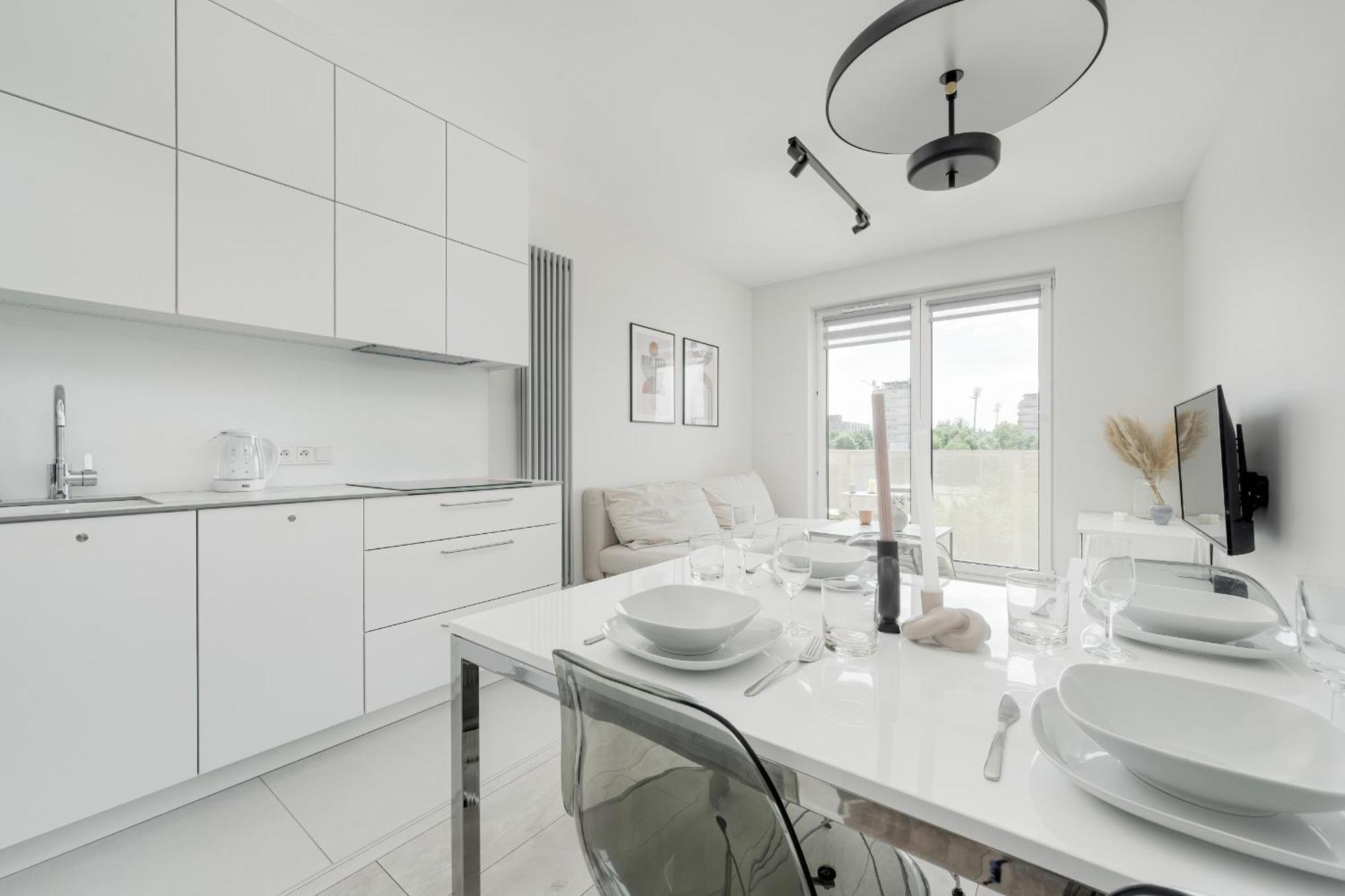 Apartament Miedziana Bright With Balcony And Parking By Renters *